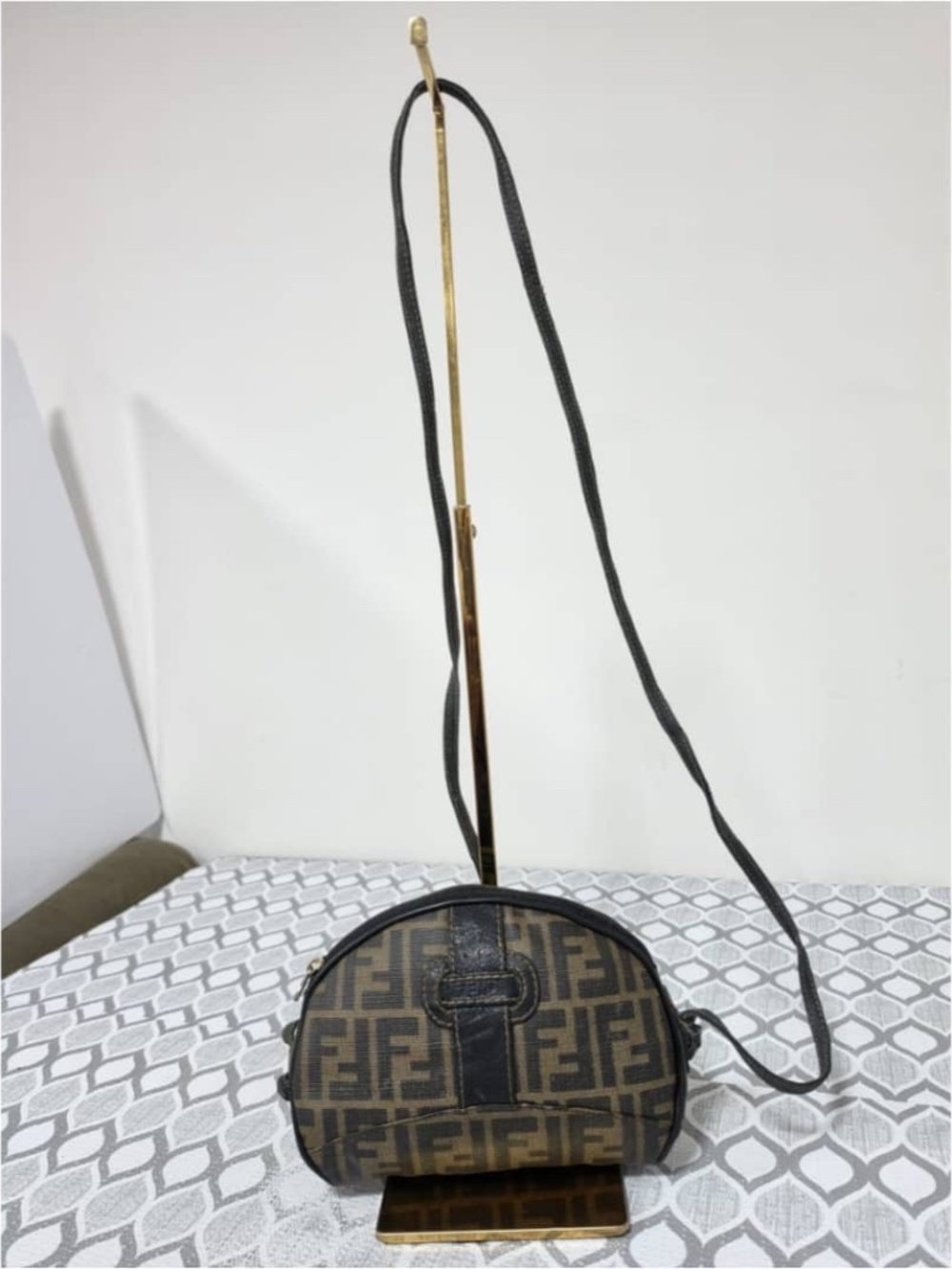 Authentic Fendi Vintage Zucca Canvas Leather Crossbody Bag Brown